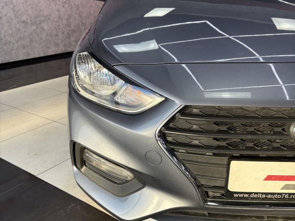 Hyundai Solaris II с пробегом 2018 года, цена 1 365 000 рублей, 42193 км, седан, Автокод Объявления