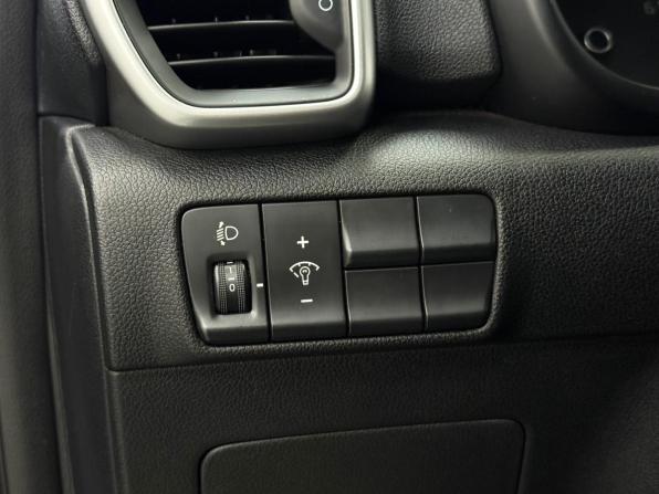 Kia Sportage IV Рестайлинг с пробегом 2019 года, цена 2 190 000 рублей, 132000 км, внедорожник, Автокод Объявления