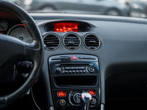 Peugeot 308 I Рестайлинг с пробегом 2011 года, цена 420 000 рублей, 223135 км, хэтчбек, Автокод Объявления