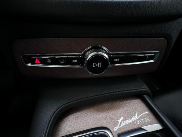 Volvo XC90 II Рестайлинг 1 с пробегом 2020 года, цена 4 950 000 рублей, 28227 км, внедорожник, Автокод Объявления