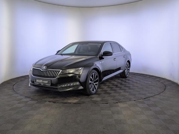 Skoda Superb III Рестайлинг с пробегом 2024 года, цена 2 900 000 рублей, 66490 км, лифтбек, Автокод Объявления