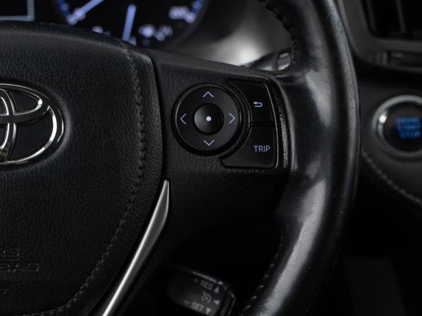 Toyota RAV4 IV (XA40) Рестайлинг с пробегом 2017 года, цена 2 538 050 рублей, 154451 км, внедорожник, Автокод Объявления