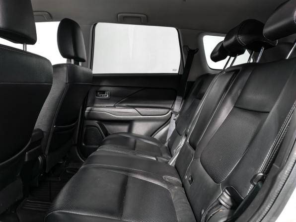Mitsubishi Outlander III Рестайлинг 2 с пробегом 2017 года, цена 1 470 000 рублей, 237344 км, внедорожник, Автокод Объявления