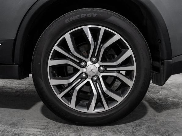 Mitsubishi Outlander III Рестайлинг 2 с пробегом 2016 года, цена 1 920 000 рублей, 118957 км, внедорожник, Автокод Объявления