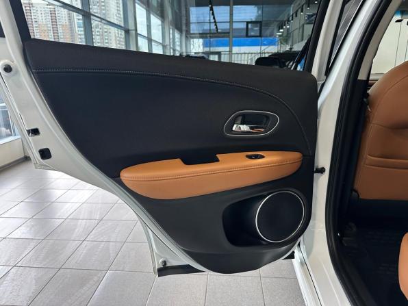 Honda Vezel I Рестайлинг с пробегом 2019 года, цена 1 770 000 рублей, 83099 км, внедорожник, Автокод Объявления
