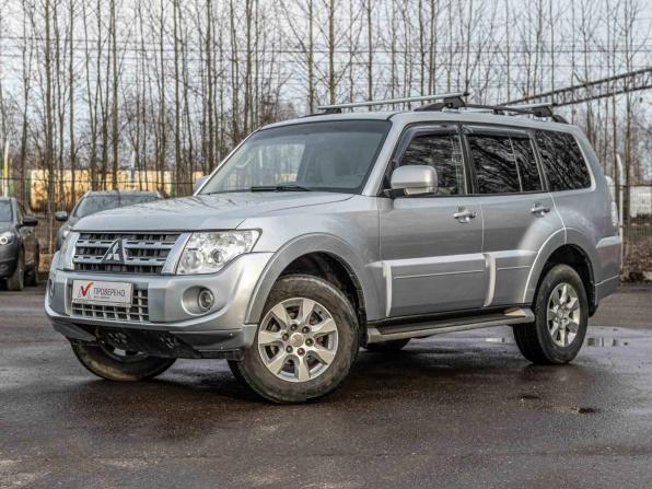Mitsubishi Pajero IV Рестайлинг 1 с пробегом 2012 года, цена 1 900 000 рублей, 180598 км, внедорожник, Автокод Объявления