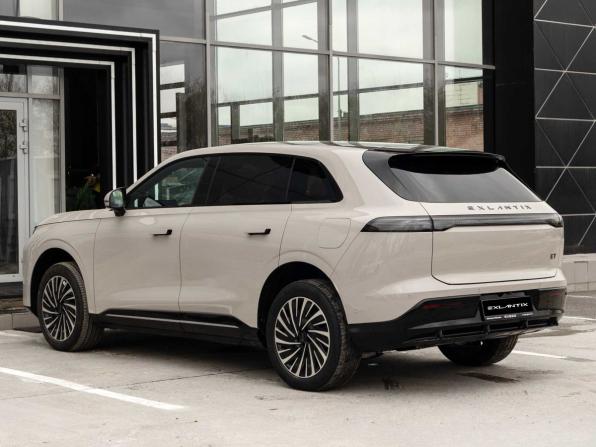 Новый Exeed Exlantix ET 2025 года, цена 6 990 000 рублей, внедорожник, Автокод Объявления