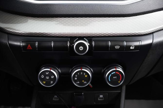 Lada (ВАЗ) Vesta I с пробегом 2023 года, цена 1 199 000 рублей, 72000 км, седан, Автокод Объявления