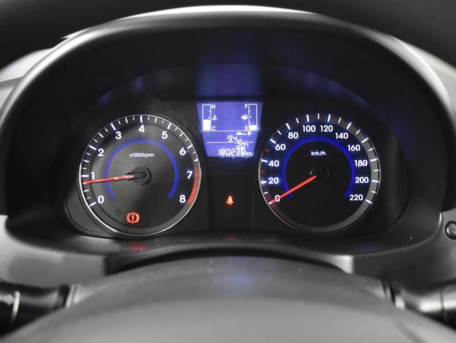 Hyundai Solaris I Рестайлинг Казань  - изображение 12