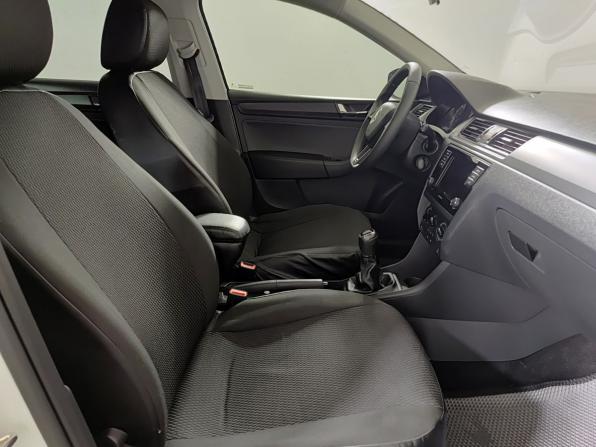 Skoda Rapid I Рестайлинг с пробегом 2019 года, цена 1 370 000 рублей, 78464 км, лифтбек, Автокод Объявления
