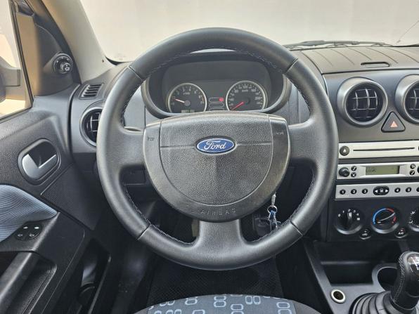 Ford Fusion I Рестайлинг с пробегом 2005 года, цена 349 000 рублей, 154367 км, хэтчбек, Автокод Объявления