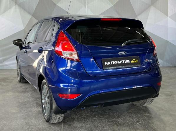 Ford Fiesta Mk6 Рестайлинг с пробегом 2016 года, цена 820 000 рублей, 130000 км, хэтчбек, Автокод Объявления