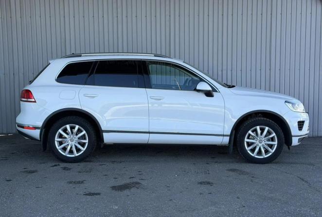 Volkswagen Touareg II Рестайлинг с пробегом 2015 года, цена 2 325 000 рублей, 259085 км, внедорожник, Автокод Объявления