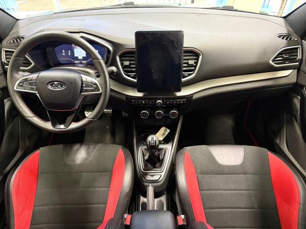 Lada (ВАЗ) Vesta I Рестайлинг (NG) с пробегом 2024 года, цена 1 740 000 рублей, 25300 км, универсал, Автокод Объявления