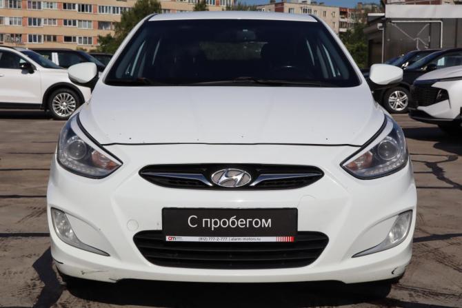 Hyundai Solaris I с пробегом 2014 года, цена 829 000 рублей, 122000 км, хэтчбек, Автокод Объявления
