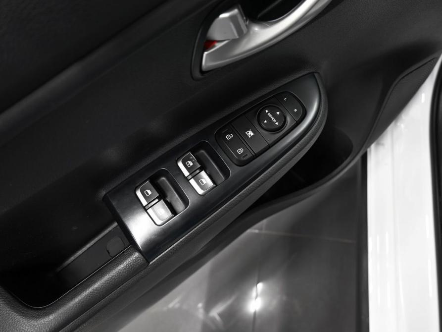 Kia Rio IV Тверь  - изображение 20