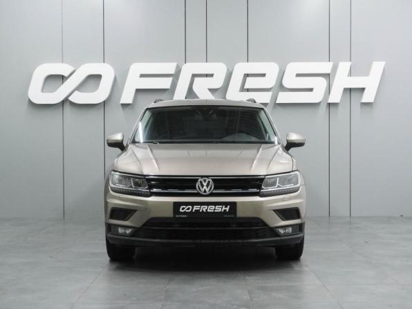 Volkswagen Tiguan II с пробегом 2019 года, цена 2 369 000 рублей, 114815 км, внедорожник, Автокод Объявления