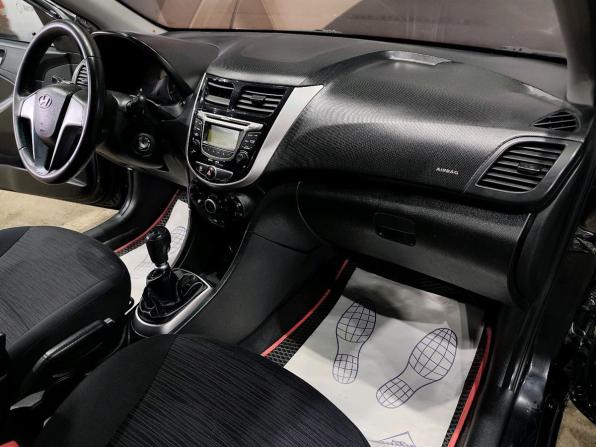 Hyundai Solaris I с пробегом 2014 года, цена 680 000 рублей, 199450 км, хэтчбек, Автокод Объявления