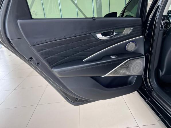 Kia K900 II с пробегом 2019 года, цена 3 750 000 рублей, 71015 км, седан, Автокод Объявления
