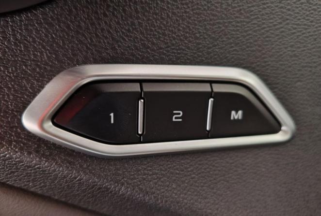 Geely Tugella I с пробегом 2022 года, цена 2 200 000 рублей, 99783 км, внедорожник, Автокод Объявления