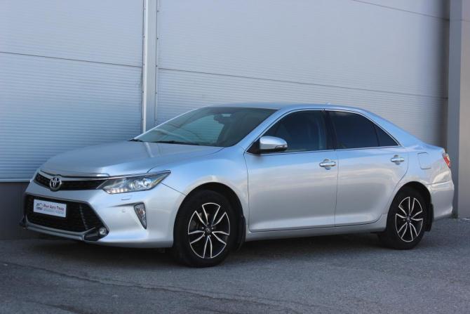 Toyota Camry VII (XV50) Рестайлинг 2 с пробегом 2017 года, цена 2 385 000 рублей, 119740 км, седан, Автокод Объявления