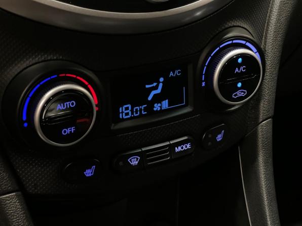 Hyundai Solaris I Рестайлинг с пробегом 2016 года, цена 1 285 000 рублей, 87500 км, седан, Автокод Объявления