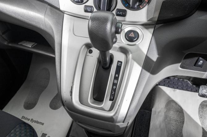 Nissan NV200 с пробегом 2019 года, цена 1 799 000 рублей, 210000 км, минивэн, Автокод Объявления