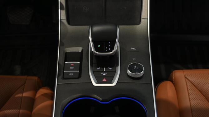 Omoda C5 I с пробегом 2023 года, цена 1 899 000 рублей, 36574 км, внедорожник, Автокод Объявления