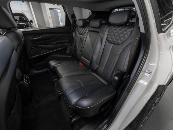 Hyundai Santa Fe IV Рестайлинг с пробегом 2021 года, цена 3 480 000 рублей, 119709 км, внедорожник, Автокод Объявления