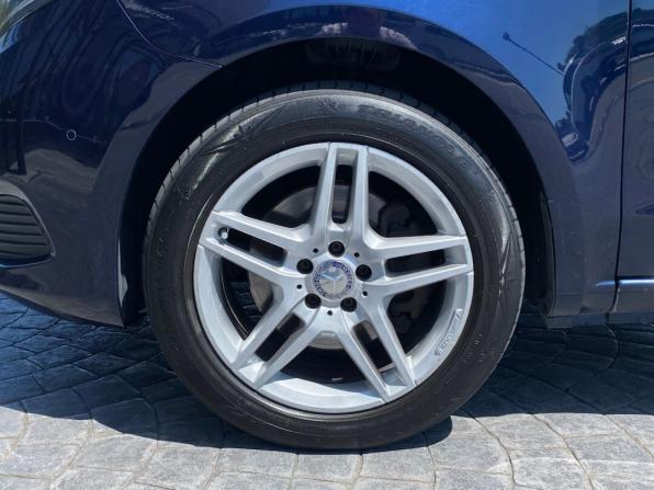 Mercedes-Benz V-Класс III (W447) с пробегом 2018 года, цена 3 599 000 рублей, 267148 км, минивэн, Автокод Объявления