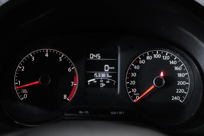 Volkswagen Polo V Рестайлинг с пробегом 2015 года, цена 879 000 рублей, 153300 км, седан, Автокод Объявления