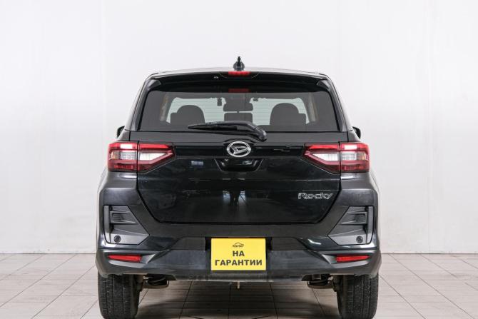 Daihatsu Rocky A200 с пробегом 2021 года, цена 1 499 000 рублей, 36762 км, внедорожник, Автокод Объявления