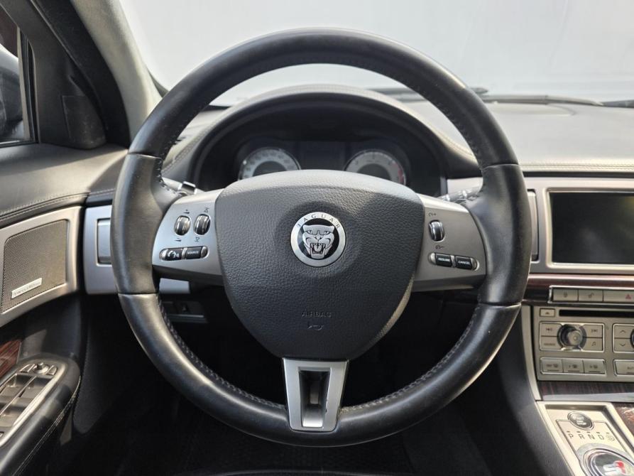 Jaguar XF I Москва  - изображение 12