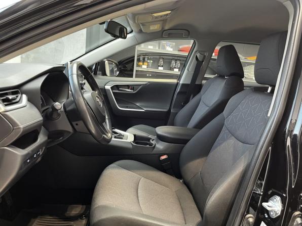 Toyota RAV4 V (XA50) с пробегом 2022 года, цена 3 601 250 рублей, 66711 км, внедорожник, Автокод Объявления