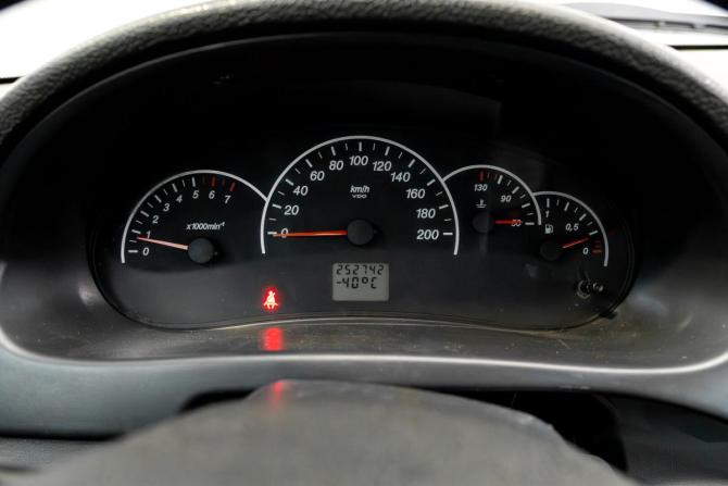 Lada (ВАЗ) Priora I с пробегом 2012 года, цена 250 000 рублей, 252742 км, хэтчбек, Автокод Объявления