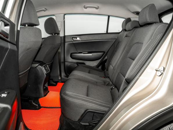 Kia Sportage IV с пробегом 2018 года, цена 1 670 500 рублей, 207196 км, внедорожник, Автокод Объявления