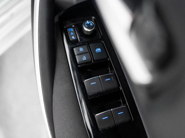 Toyota Corolla XII (E210) с пробегом 2019 года, цена 1 700 000 рублей, 84309 км, универсал, Автокод Объявления
