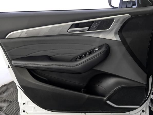 Haval F7x I Рестайлинг с пробегом 2024 года, цена 2 350 000 рублей, 29440 км, внедорожник, Автокод Объявления