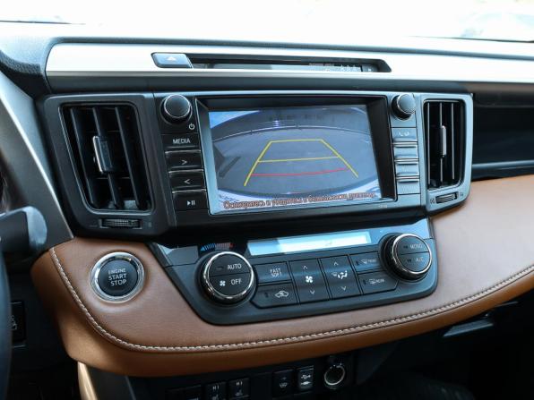 Toyota RAV4 IV (XA40) Рестайлинг с пробегом 2017 года, цена 2 549 000 рублей, 92880 км, внедорожник, Автокод Объявления