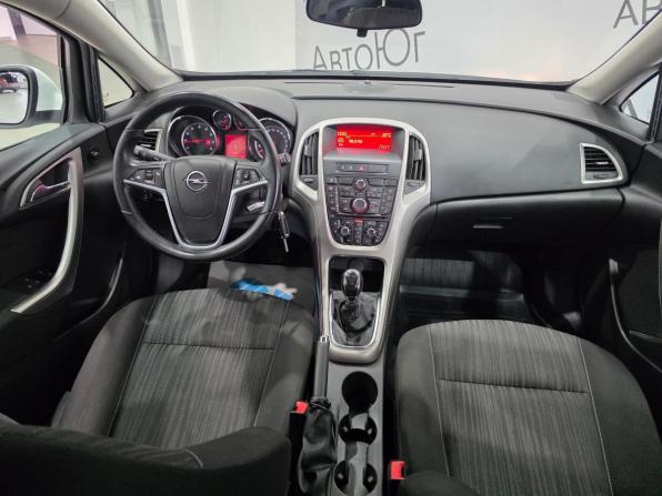 Opel Astra J с пробегом 2012 года, цена 750 000 рублей, 151560 км, хэтчбек, Автокод Объявления
