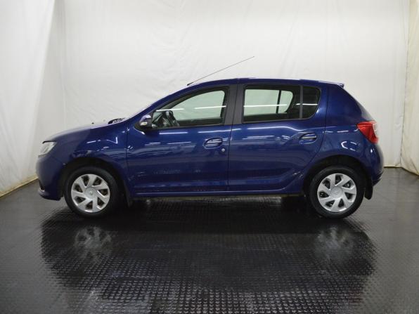 Renault Sandero II с пробегом 2016 года, цена 750 000 рублей, 98900 км, хэтчбек, Автокод Объявления
