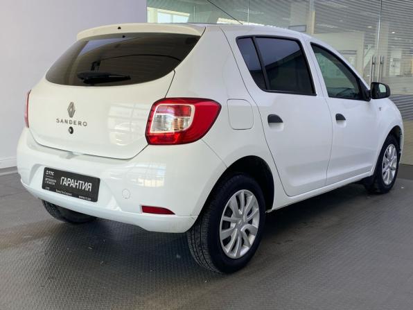 Renault Sandero II Рестайлинг с пробегом 2019 года, цена 955 000 рублей, 71500 км, хэтчбек, Автокод Объявления