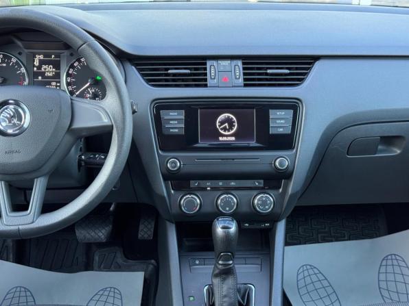 Skoda Octavia III (A7) с пробегом 2016 года, цена 1 285 000 рублей, 185563 км, лифтбек, Автокод Объявления