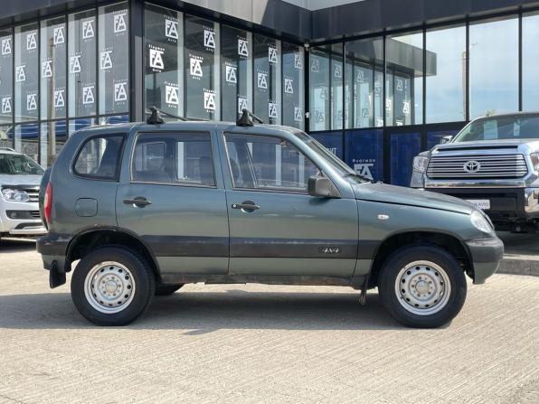 Chevrolet Niva I с пробегом 2007 года, цена 300 000 рублей, 189000 км, внедорожник, Автокод Объявления