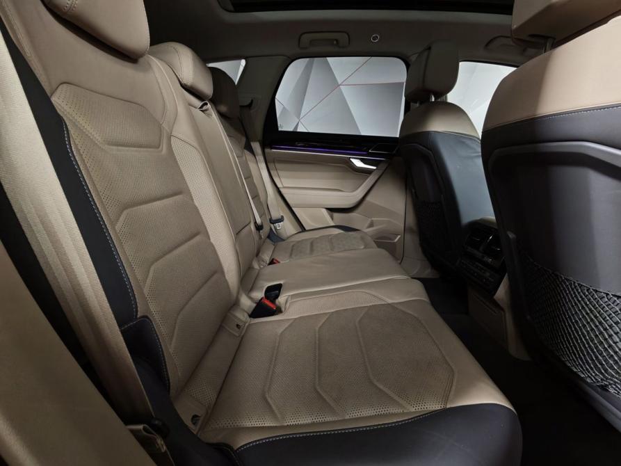 Volkswagen Touareg III Москва  - изображение 16