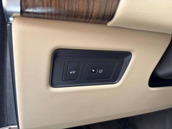 Land Rover Range Rover Sport II с пробегом 2015 года, цена 2 965 000 рублей, 165000 км, внедорожник, Автокод Объявления