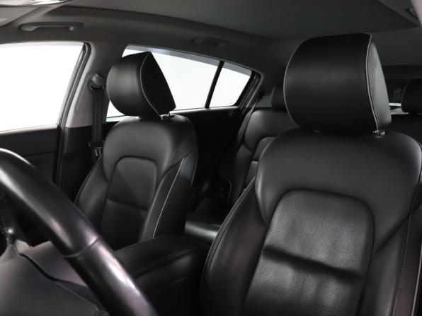Kia Sportage IV с пробегом 2017 года, цена 2 445 700 рублей, 49500 км, внедорожник, Автокод Объявления