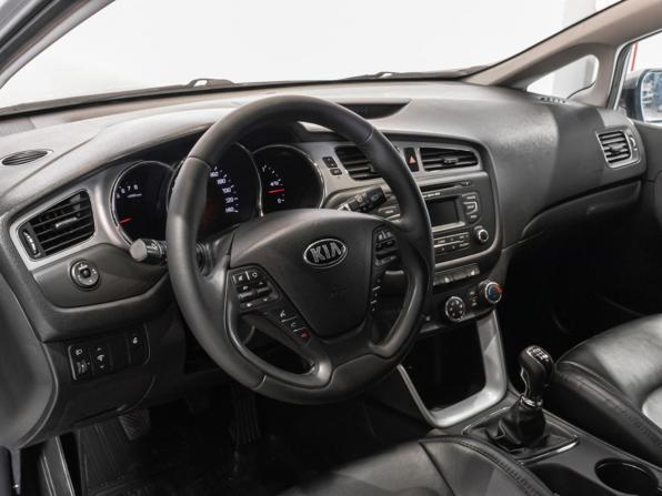 Kia Ceed II с пробегом 2015 года, цена 1 126 300 рублей, 174000 км, хэтчбек, Автокод Объявления