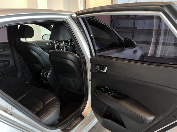 Kia Optima IV Рестайлинг с пробегом 2018 года, цена 2 146 000 рублей, 122630 км, седан, Автокод Объявления