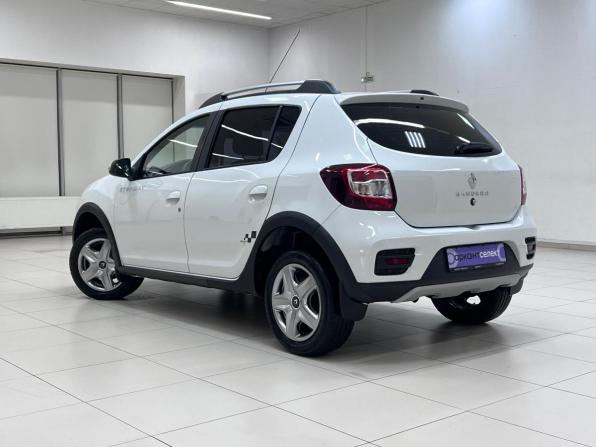Renault Sandero II Рестайлинг с пробегом 2019 года, цена 1 190 000 рублей, 85548 км, хэтчбек, Автокод Объявления